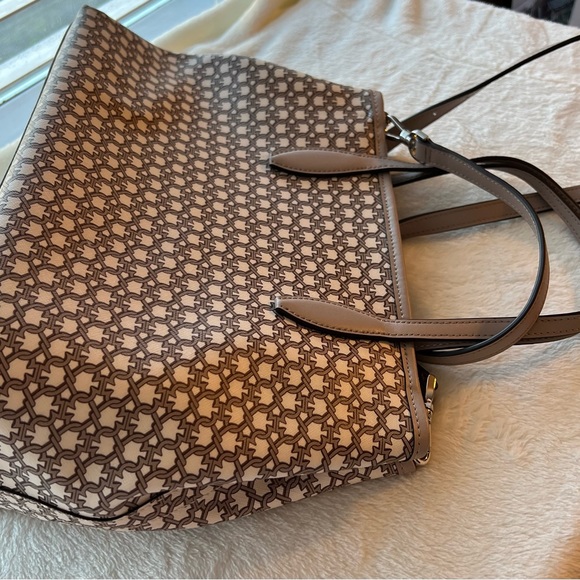 Beautiful authentic Kate Spade satchel bag. Gray and white color, like new. - Picture 3 of 15
